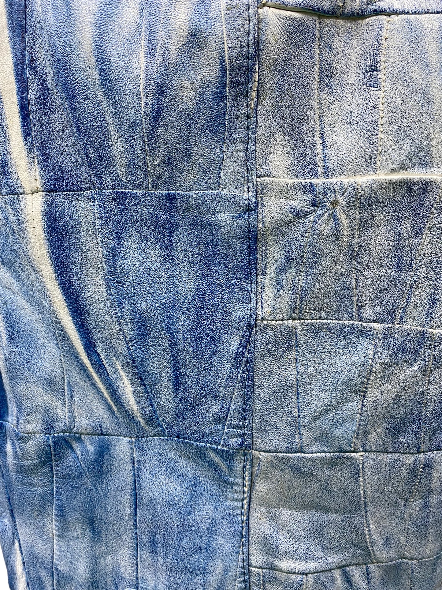Jupe Fourreau Vintage Cloutée en Cuir Bleu