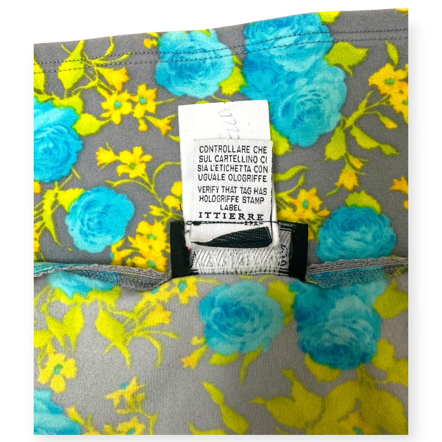 Versace Jeans Couture – Robe Imprimée Roses Bleues & Jaunes – Made in Italy