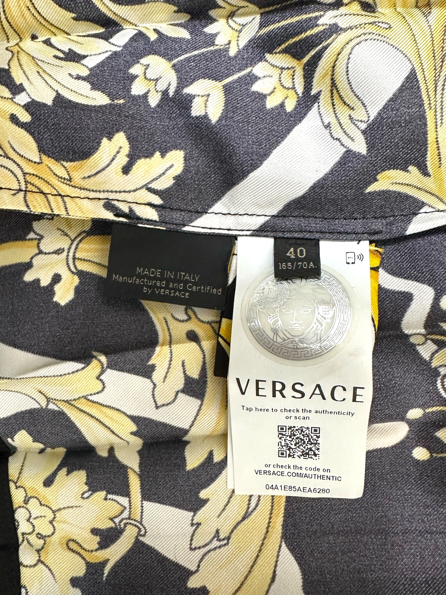 Versace – Jupe Plissée en Soie – Baroque Iconique – Made in Italy