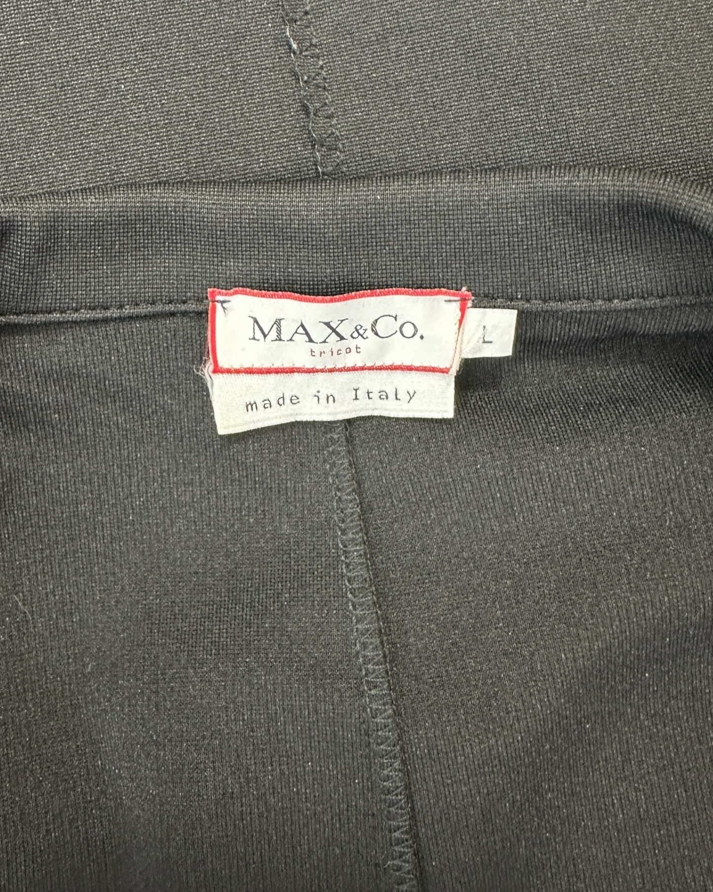 Max&Co. Tricot– Veste Cintrée en Tissu Stretch Noire – Made in Italy