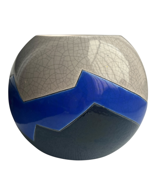 J. Suzor – vase-moderniste – céramique-émaillée-craquelée – ligne-graphique-bleue – fait-main – atelier-des-Récollets – signature-artiste – code-FVR45 – Circa-1970 | Paris-Bonheur