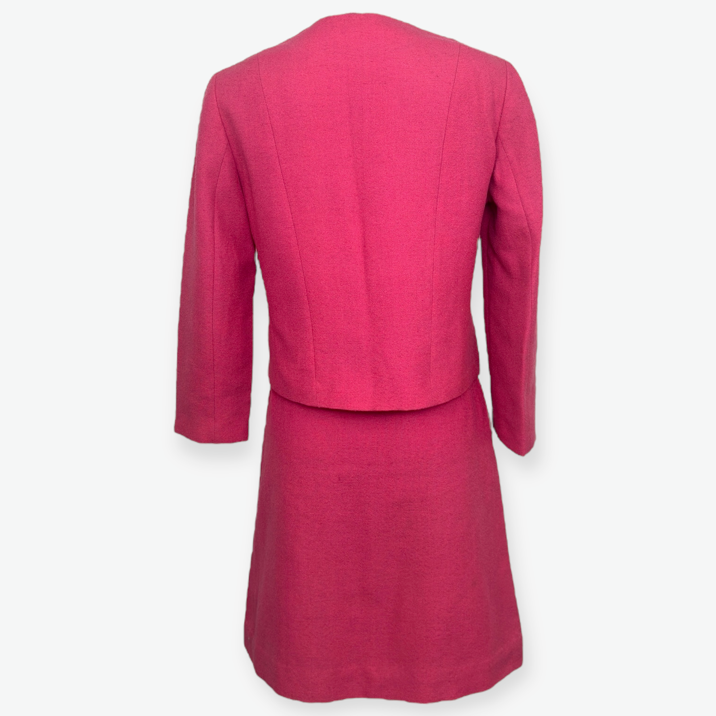 Sélection Paris Bonheur – Hélène Dantin Paris – Tailleur Rose Fuchsia – Laine & Satin – Made in France